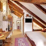 Main Square 4*