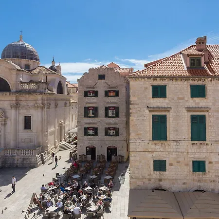 Main Square Maison d'hôtes